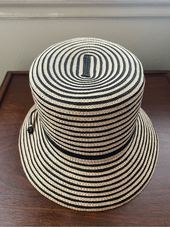 Liz Claiborne Accessories - Liz Claiborne Black & Natural Striped Straw Bucket Hat with Knot Detail